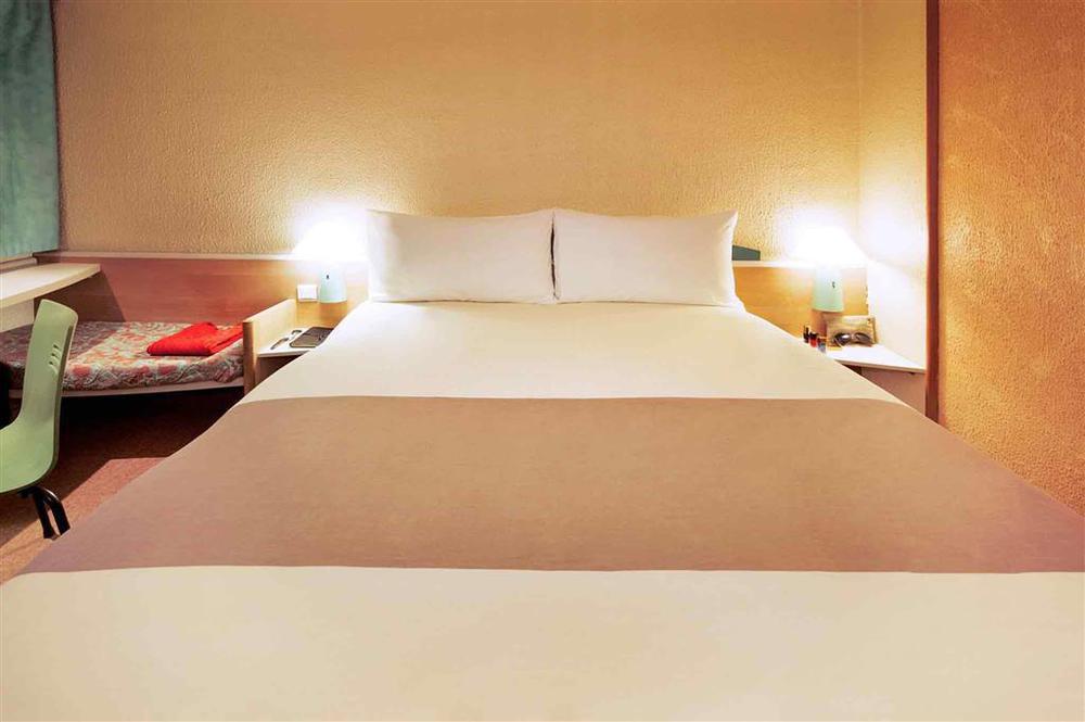 Ibis Lyon L'Isle D'Abeau酒店 客房 照片