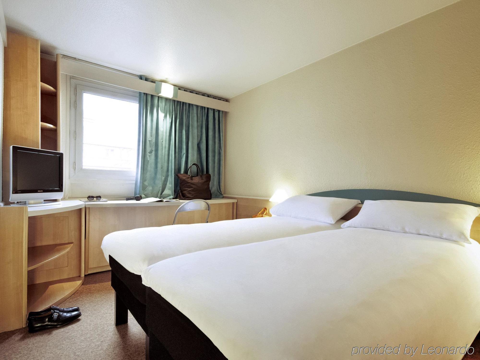 Ibis Lyon L'Isle D'Abeau酒店 外观 照片