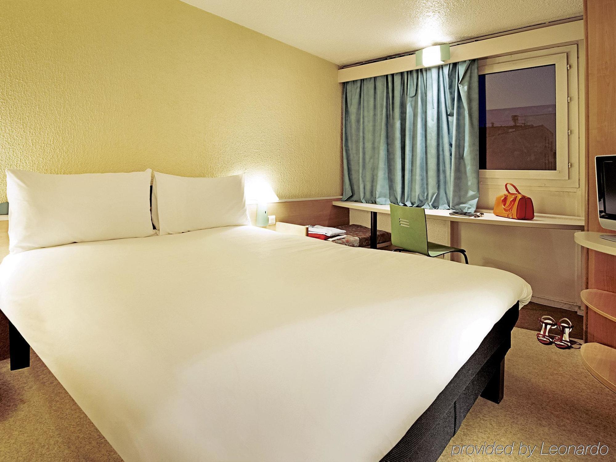 Ibis Lyon L'Isle D'Abeau酒店 外观 照片