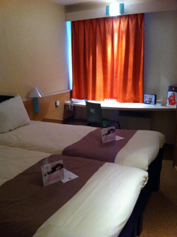 Ibis Lyon L'Isle D'Abeau酒店 外观 照片